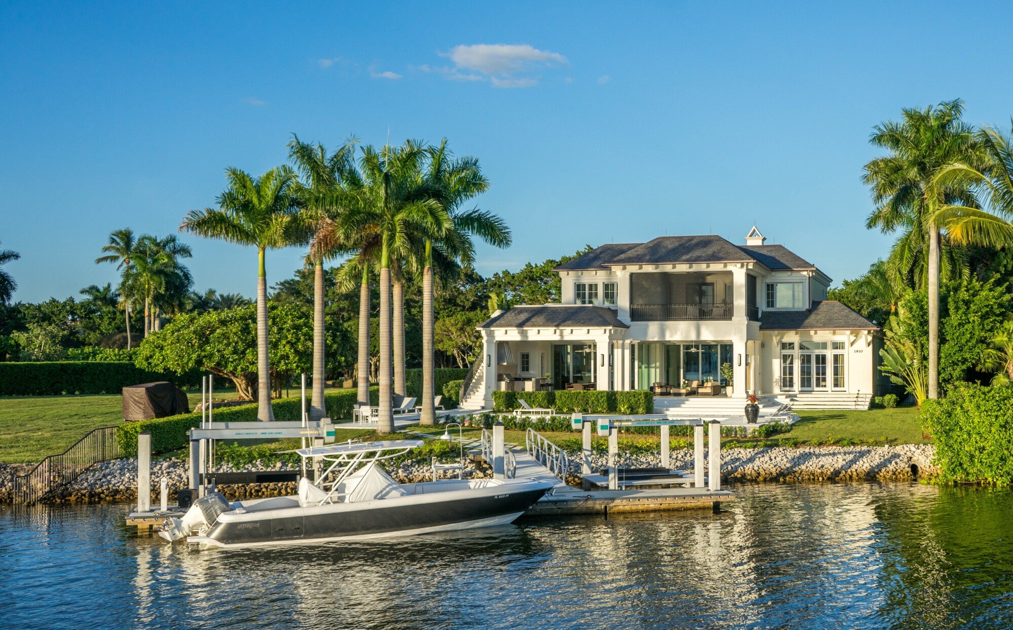Vacation Rental Property: Tips for Success and Profit in Brandon, FL